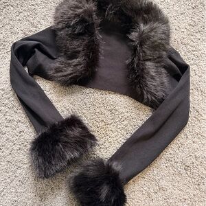 Cropped Faux Fur Shrug